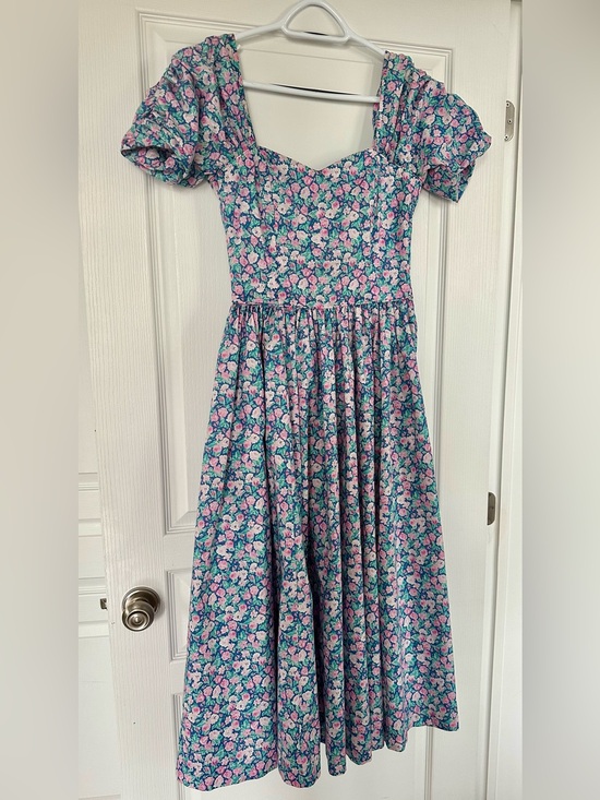 Laura Ashley Dresses & Skirts - Vintage Romantic Laura Ashley Floral Cotton Dress size 10